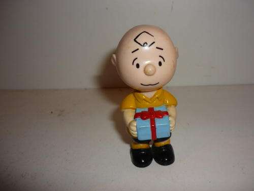 CHARLIE BROWN FROM PEANUTS-HARD PLASTIC