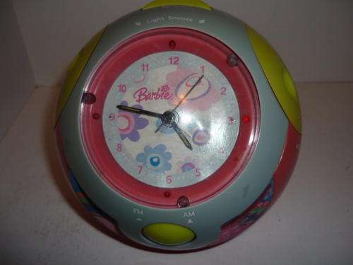 BARBIE-RADIO ALARM CLOCK