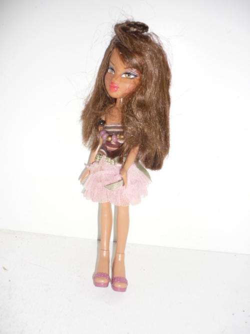 BRATZ DOLL-2001