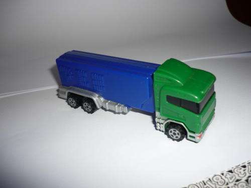 PEZ- BLUE TRUCK