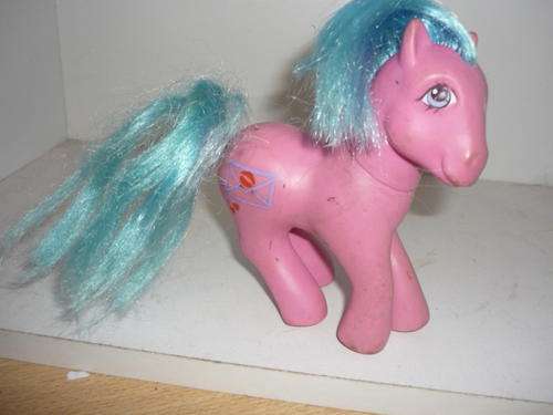 MY LITTLE PONY- KISS AND TELL  -HASBRO-1987