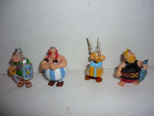 4 X ASTERIX FIGURINES-KINDERJOY