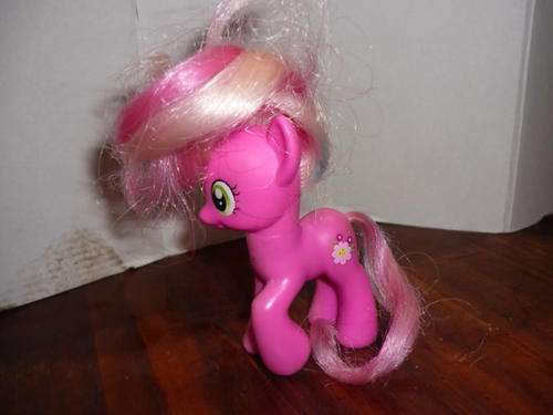 MY LITTLE PONY-HASBRO -2010