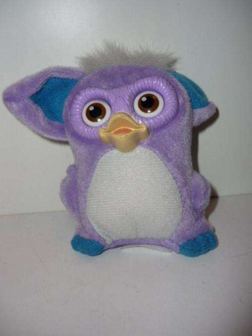 FURBY-MADE FOR MACDONALDS-PLAYS FRERE JACQUE