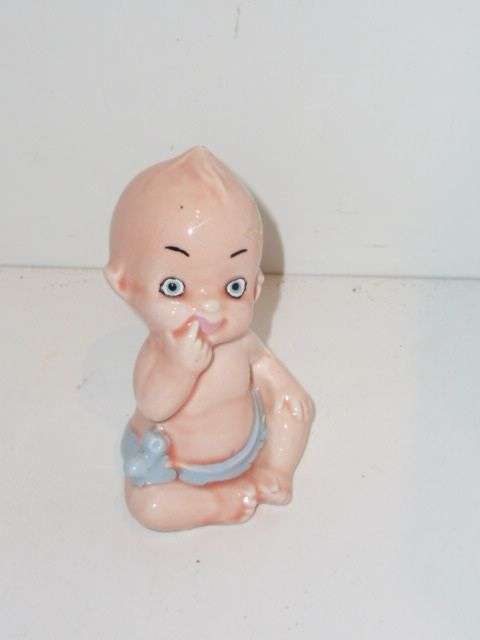 KEWPIE DOLL-PORCELAIN-8,5CM TALL
