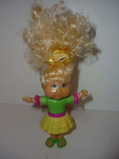 CABBAGE PATCH KIDS DOLL-HARD PLASTIC-10CM TALL
