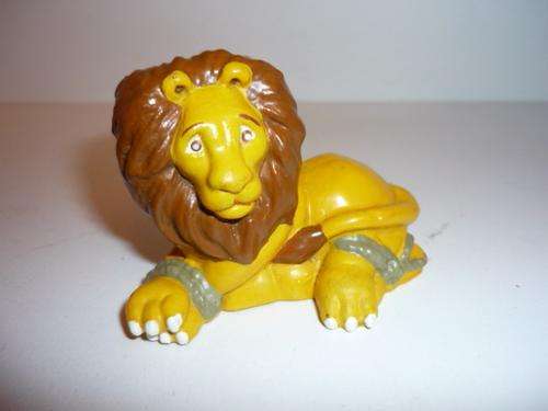 LION FIGURINE-RUBBERISED-9CM LONG