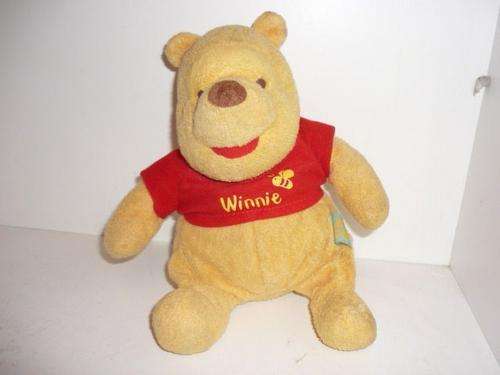 POOH BEAR-PLUSH-21CM TALL