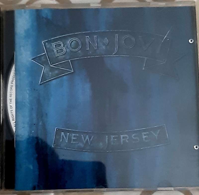 MUSIC CDs: BON JOVI TRIPLE DISC OFFER