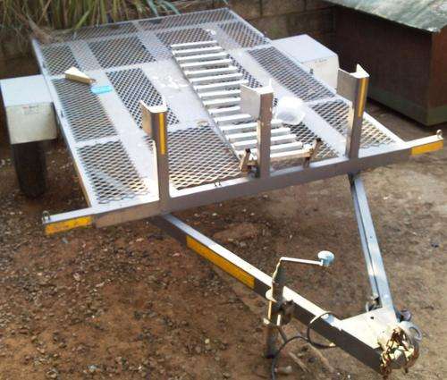 Bike Tralier For 3 Bikes As New