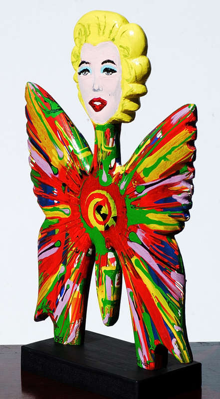 Ted Wasi TW-wood sculpture-15/03 hight 40.50 cm `Marlilyn Monroe buterffly