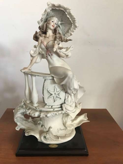 Giuseppe Armani sculpture figurine. Title Summer Duiting 1123P High 39 cm