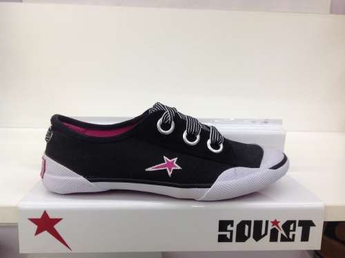 Soviet Hurricane Black/Pink Sneaker