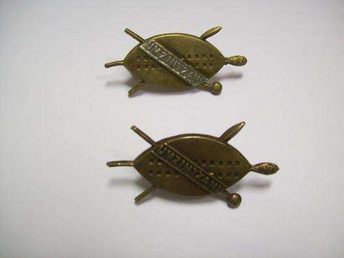 2 X PRINCE ALFRED'S GUARD COLLAR BADGES 1914-1963