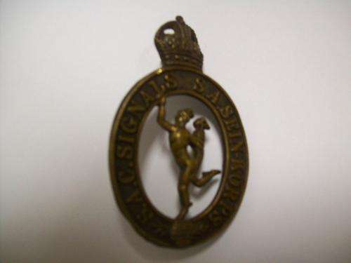 1939-1945 SA CORPS OF SIGNALS CAP BADGE WWII CASTING