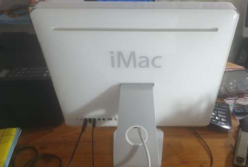 **LIQUIDATION STOCK***APPLE  IMAC A1208 ALL IN 1 PC**WORKING, LINES ON SCREEN AS PER PICS***
