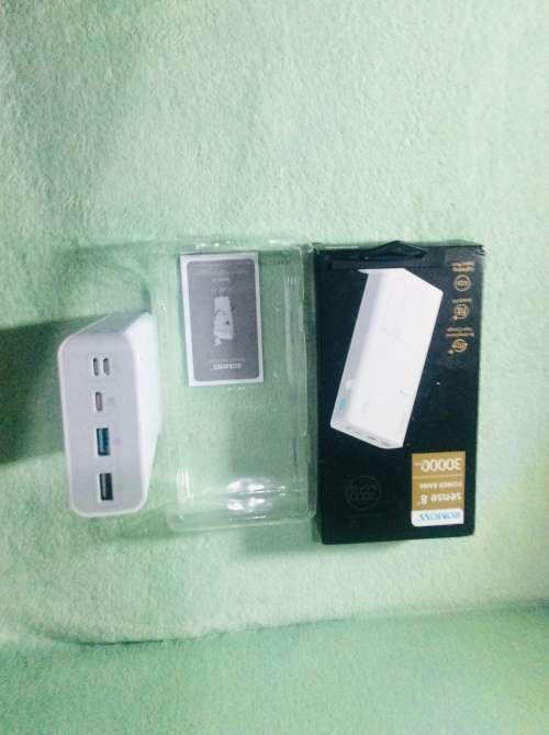 ***LATE ENTRY***ROMOSS SENSE 8+ POWERBANK 30 000mAh***BRAND NEW***IN BOX***