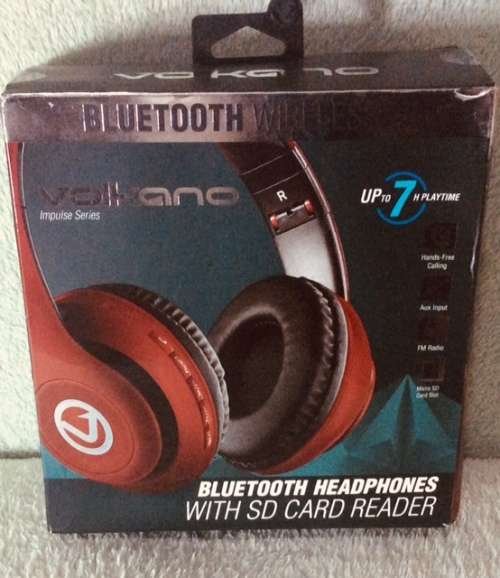 ***NEW***VOLKANO BLUETOOTH WIRELESS HEADPHONES***RED***WITH SD CARD READER*** IN BOX***
