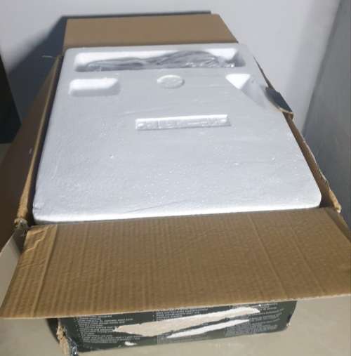 ***RUSSEL HOBBS DELUX PRO MIXER 300W**ITEM IS BRAND NEW***