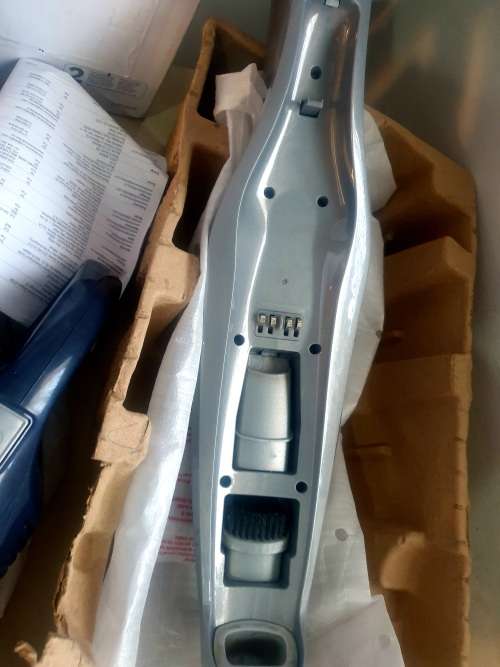 ***BLACK & DECKER 18V 2-IN-1 CORDLESS VACUUM STICK***ALL  ACCESORIES INC**RET DEMO**SLIGHTLY USED***