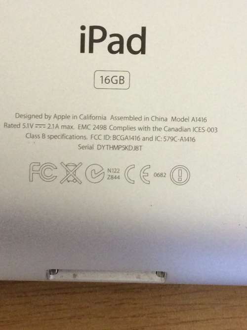 iPad 3 16GB  with Retina Display Wifi only + cover and screen protector