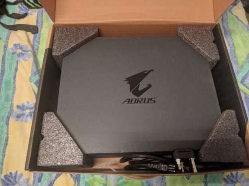 Top Spec 6th gen Gaming Beast! Gigabyte Aorus X3 V5