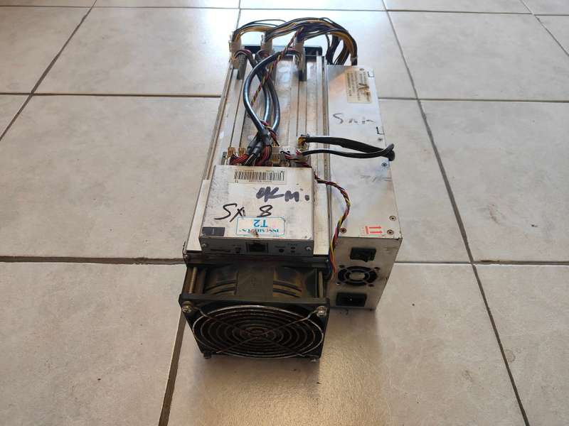 Innosilicon T2 (14-15 Ths) Bitcoin ASIC Miner - Includes Power Supply (Bitcoin Miner)