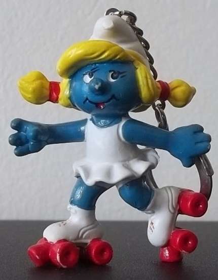 Original Vintage ROLLERSKATER SMURFETTE ! WEST GERMANY Peyo ! Smurfs! RARE!