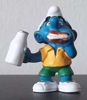 Original MILK AND SANDWICH SCHOOLBOY SMURF !! RARE ! HIGH VALUE !!  Peyo  ! GREAT Condition Smurf !!