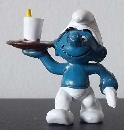 Original Vintage WAITER Smurf !! 1983 HONG KONG ! HIGH VALUE ! Brown Tray VARIANT! Smurfs VERY RARE!
