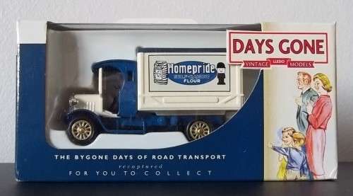 Lledo DAYS GONE VINTAGE MODEL `HOMEPRIDE` DENNIS DELIVERY VAN !! RARE ! + Original Box !