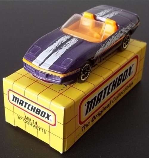 MATCHBOX MB 14 : `87 CORVETTE !! PURPLE VARIANT !! MINT + Original Box !! Excellent !!
