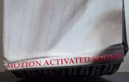 18 Inch Motion-Activated Talking SCARFACE TONY MONTANA WHITE SUIT ! NECA Mint In UNOPENED Box