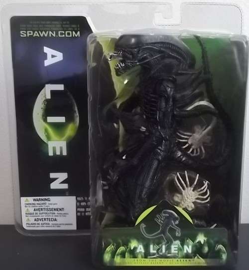 8 Inch Alien - Mint In Unopened Package !! McFarlane Toys !! HIGHLY COLLECTABLE !! 2004 RARE !!