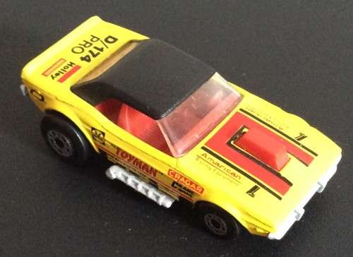 MATCHBOX DODGE CHALLENGER !! RARE Yellow + Red Variant !! Macau