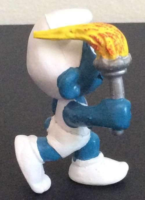 Original Vintage PROMOTIONAL BELGIUM OLYMPIC TORCH BEARER SMURF! West Germany ! 1978 RARE ! Smurfs!