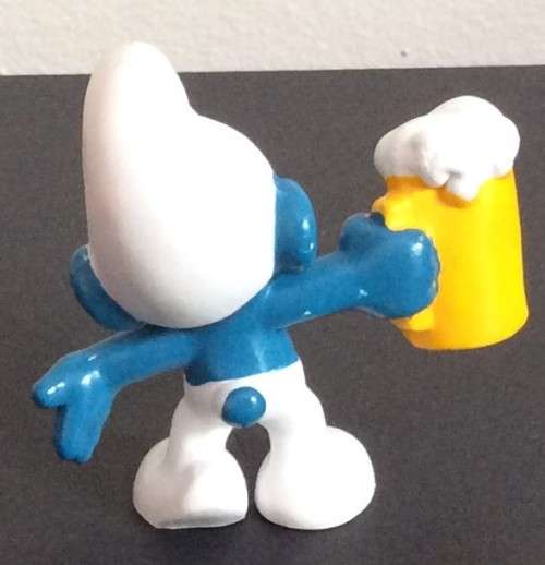 Original Vintage BEER Smurf!! Peyo HONG KONG !! 1975 !! THIN HEAD VARIANT !! Smurfs! RARE!!