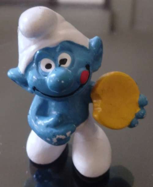 Original Vintage BISCUIT SMURF ! WEST GERMANY ! SHORTER HEIGHT LIGHTER SKIN Variant ! RARE ! Smurfs!