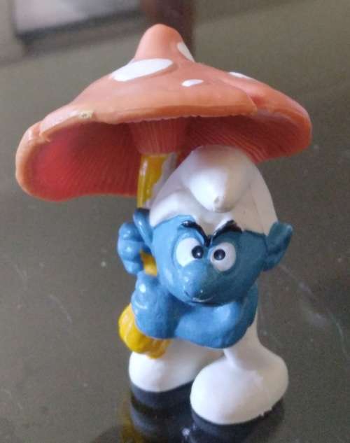 Original Vintage UMBRELLA SMURF !!! Peach-Orange Ubrella VARIANT !! HONG KONG RARE !! Smurfs!