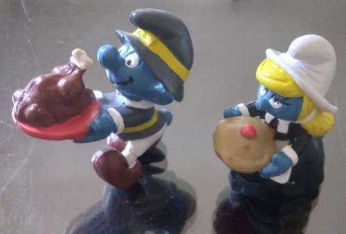 2 X THANKSGIVING SMURFS Peyo Portugal ! 1982 Smurf ! Excellent Condition