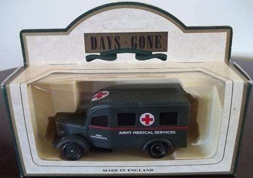 Lledo DAYS GONE !! 1950 BEDFORD ARMY AMBULANCE !! 1983 RARE! MINT + Original Box ! EXCELLENT!