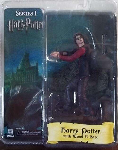HARRY POTTER !! Series 1!! NECA Mint In Packaging!! GREAT Collectible !! Elijah Wood !