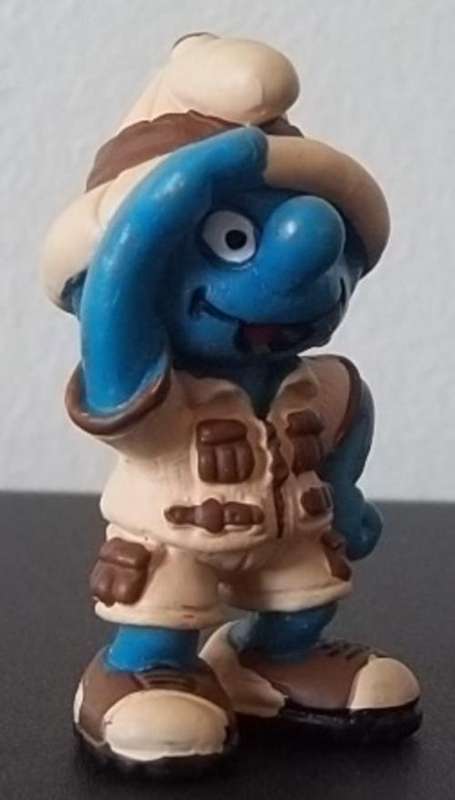 Original SAFARI SMURF !! RARE ! HIGH VALUE !!  Peyo  ! MINT Condition Smurf !!