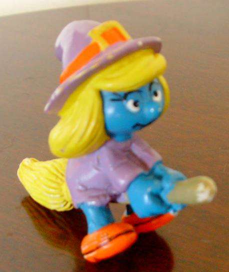 Original Vintage WITCH / HALLOWEEN SMURFETTE!! Peyo PORTUGAL!! 1982 !! Smurfs! RARE Smurf!!