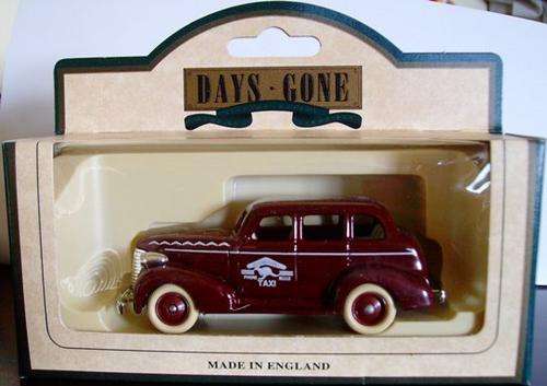 Lledo DAYS GONE !! 1939 Chevrolet Car !! BOOMERANG TAXIS !! RARE! MINT + Original Box ! EXCELLENT!