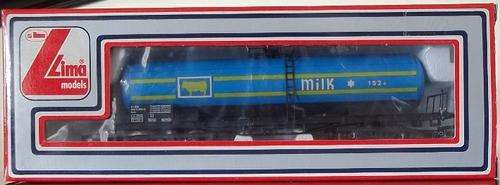 OO / HO scale LIMA MILK BOGIE TANKER 30 2911W !! Excellent MINT Condition ! Boxed ! EXTREMELY RARE !