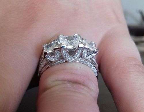 1.80 Carat Simulated Diamond Stunning Vintage Style Princess Cut Wedding Ring Set