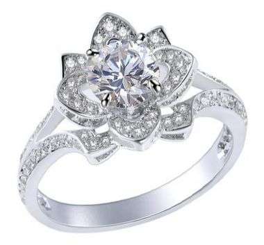 **No Reserve!**NEW DESIGN!!**Stunning! SOLID STERLING SILVER Designer Flower Petals Engagement Ring