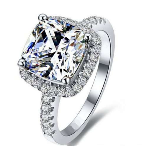 **Stunning Cushion Cut Halo Engagement Ring