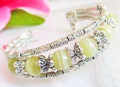 SUPERBELY HANDCRAFTED TIBETAN SILVER BRACELET